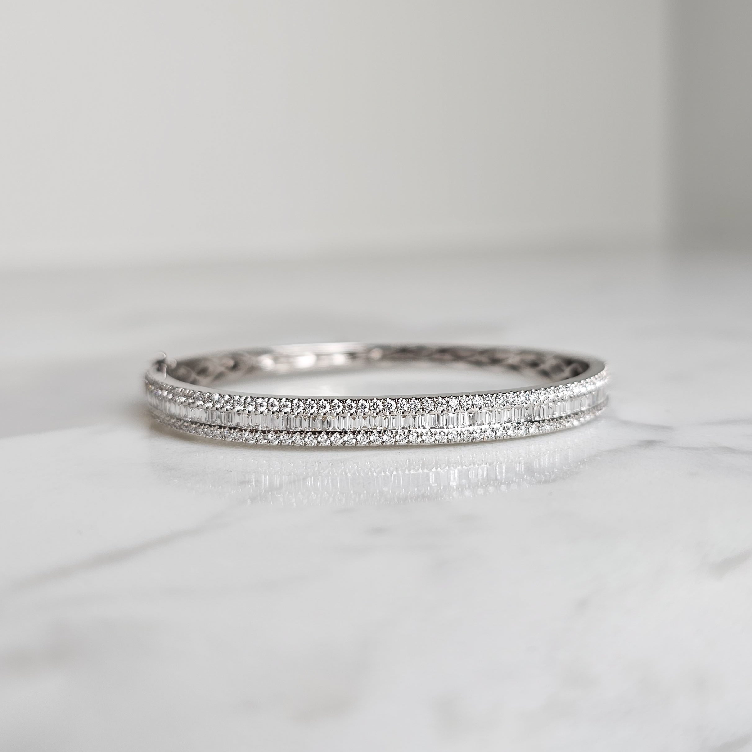 White Gold & Baguette Diamond Bangle - 1.74ct