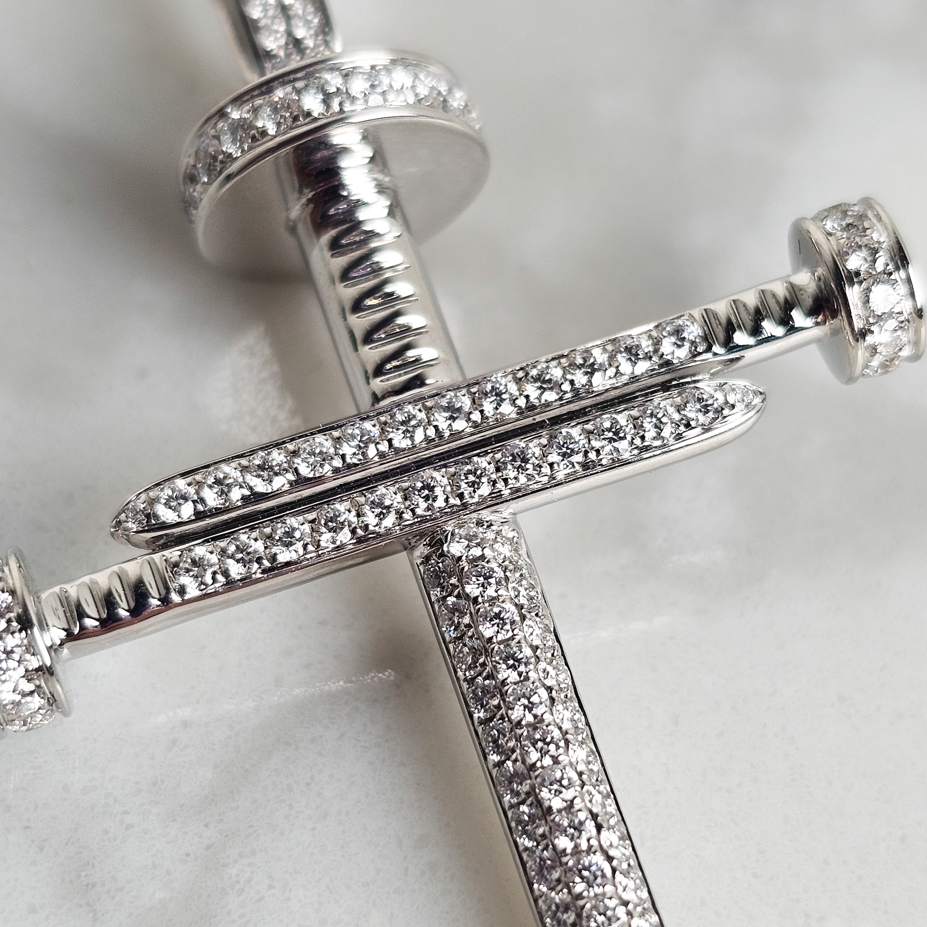 Pavé Diamond Nail Cross - Large