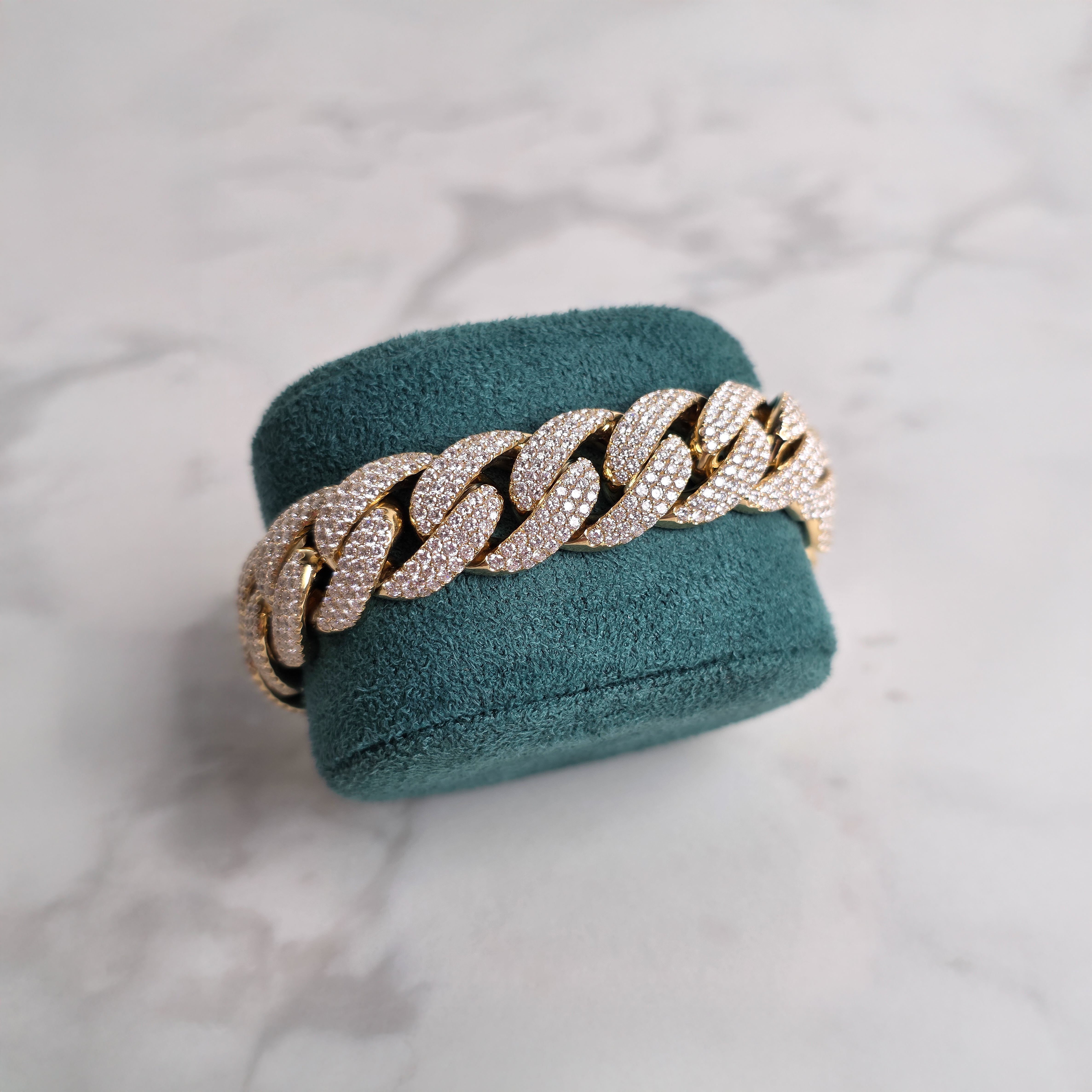 Borderless Pavé Iced Cuban Bracelet