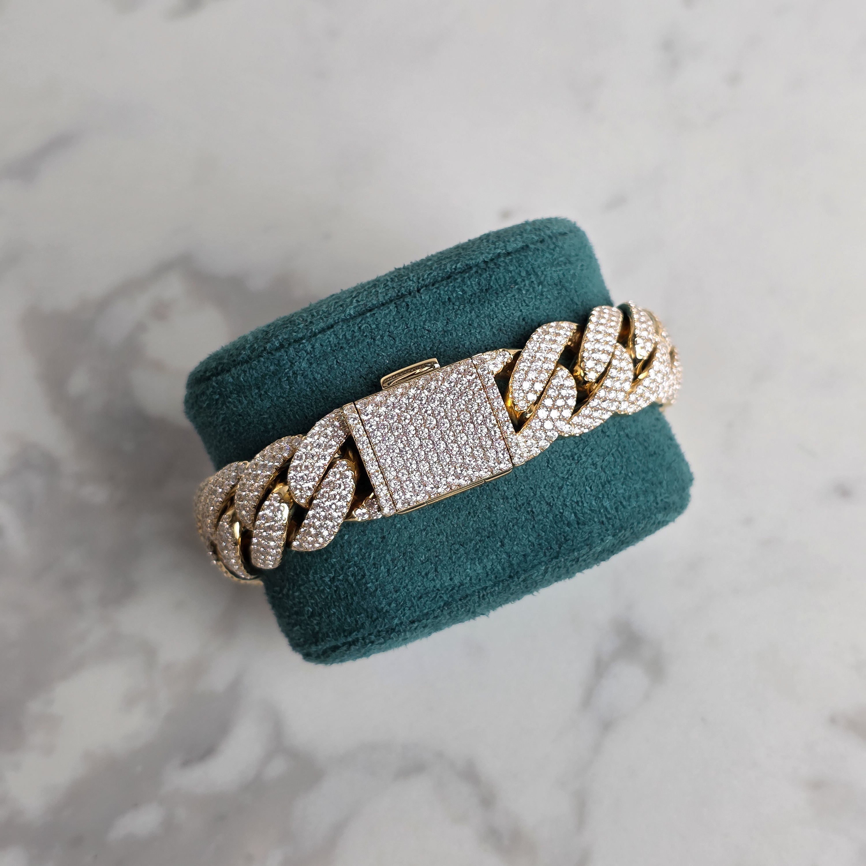 Borderless Pavé Iced Cuban Bracelet