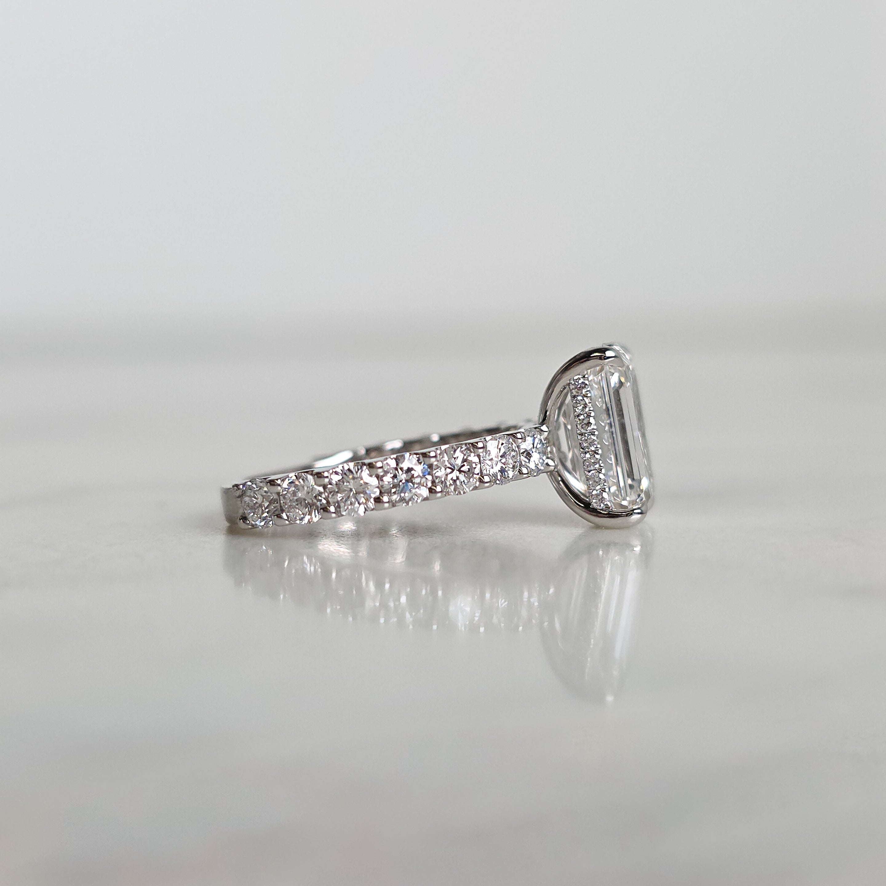 Emerald Cut U-Claw Engagement Ring - 4.41cttw