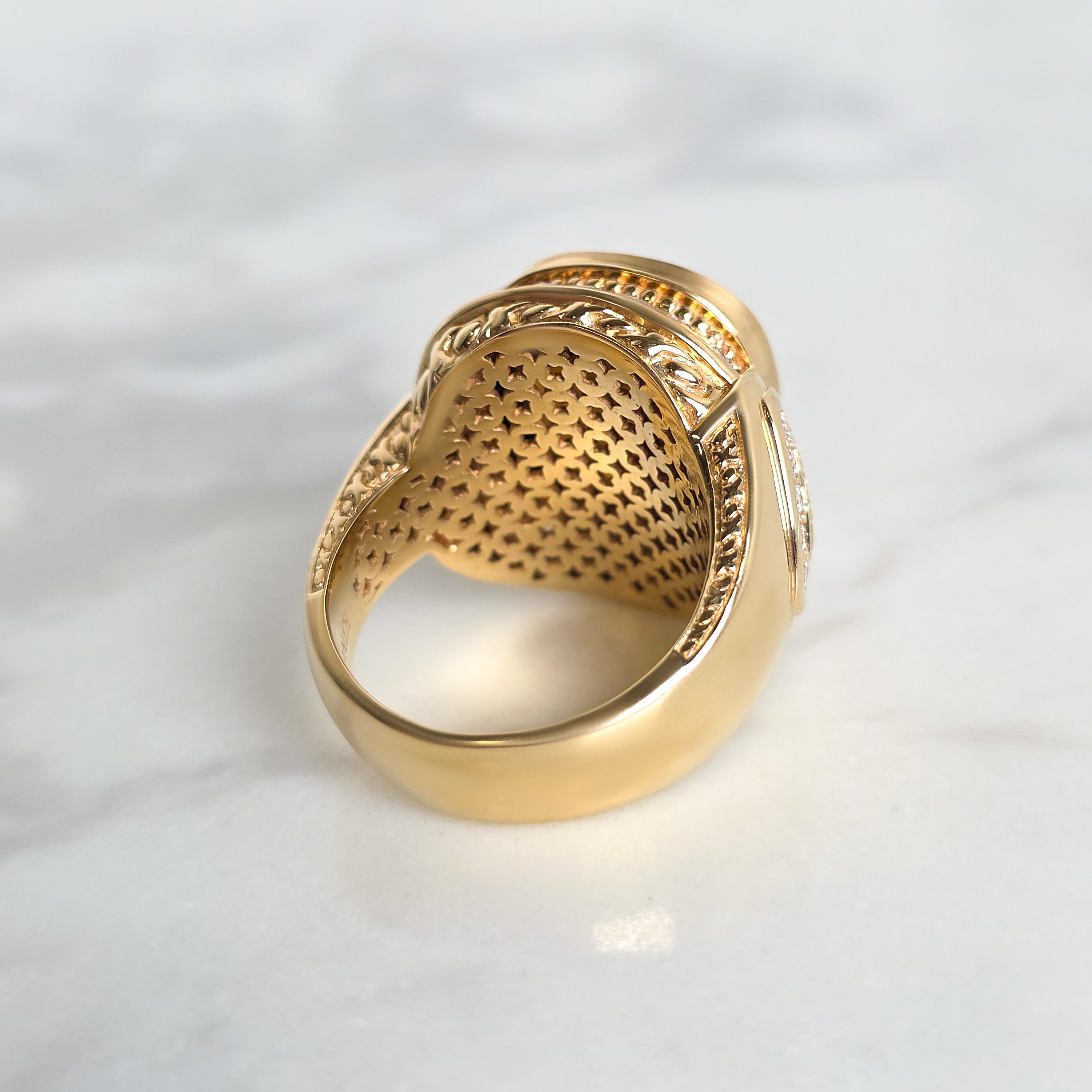 Whisky Quartz Signet Ring