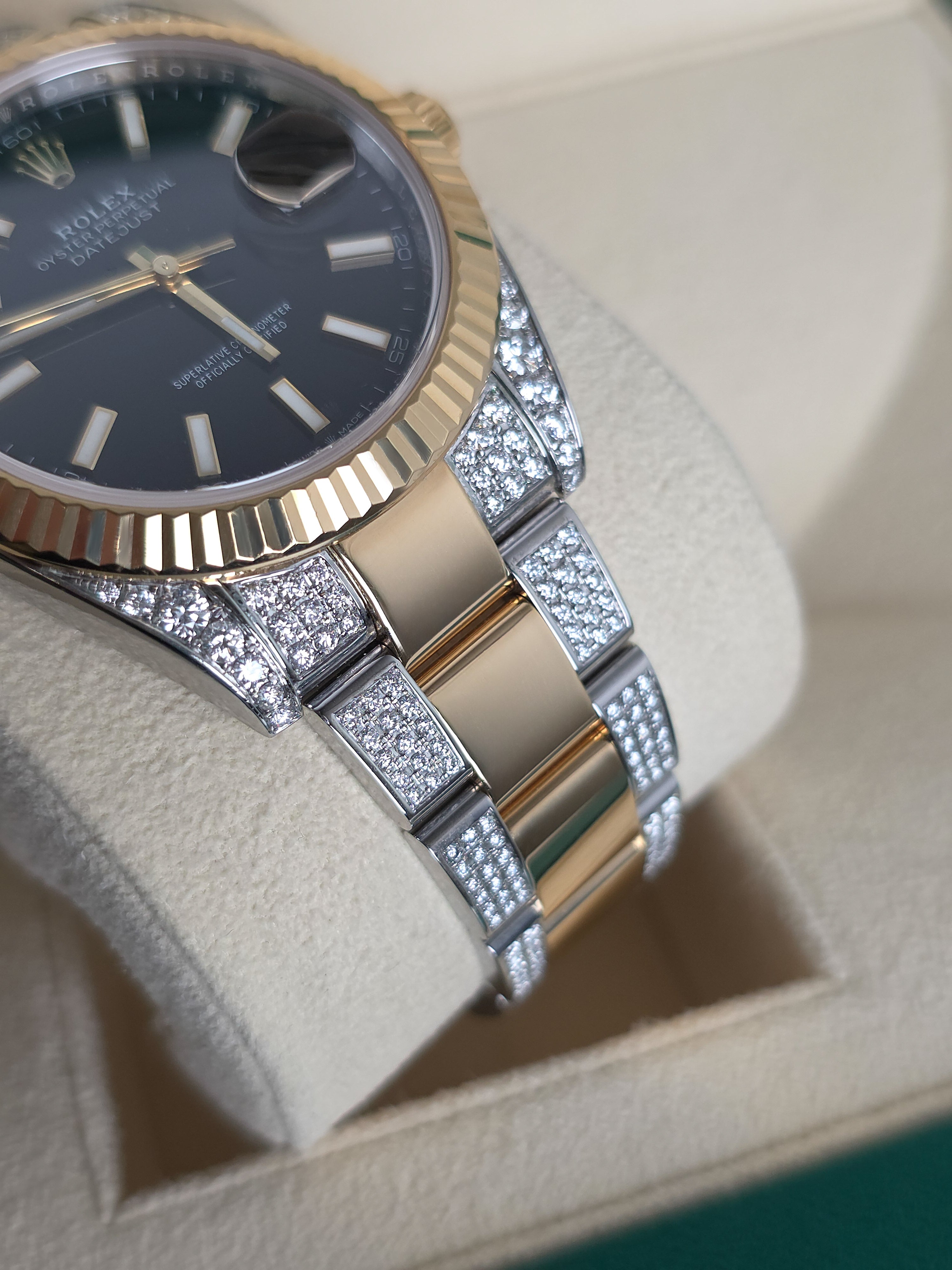 Rolex Datejust 41 Semi Diamond Set