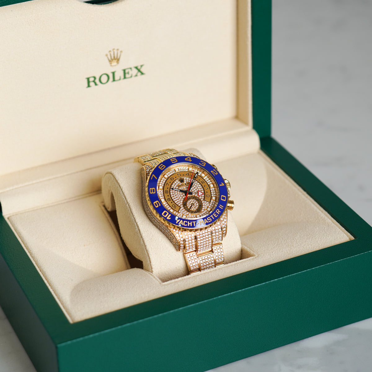 Diamond yacht master 2 Clearance