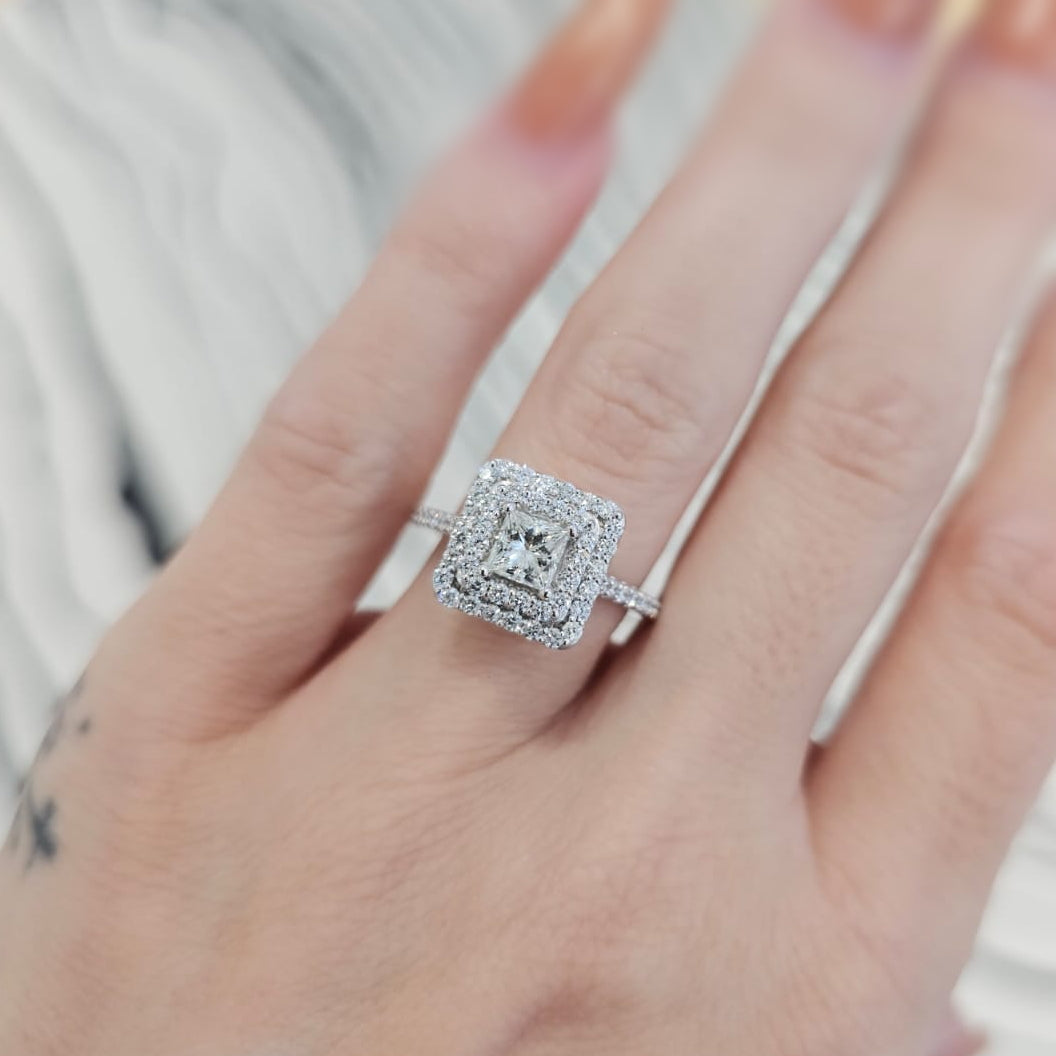 princess cute double halo on hand