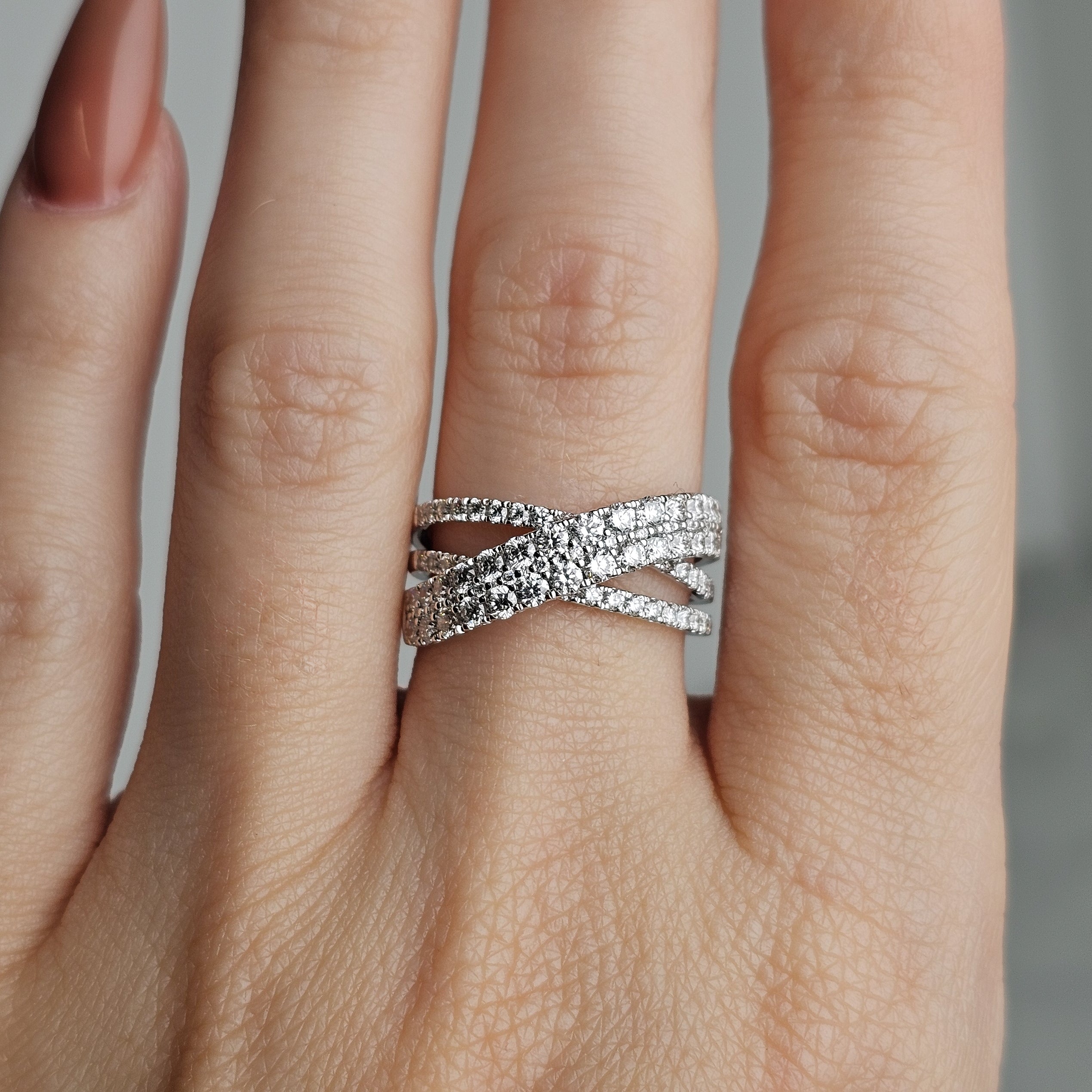 Double Diamond Criss Cross Ring