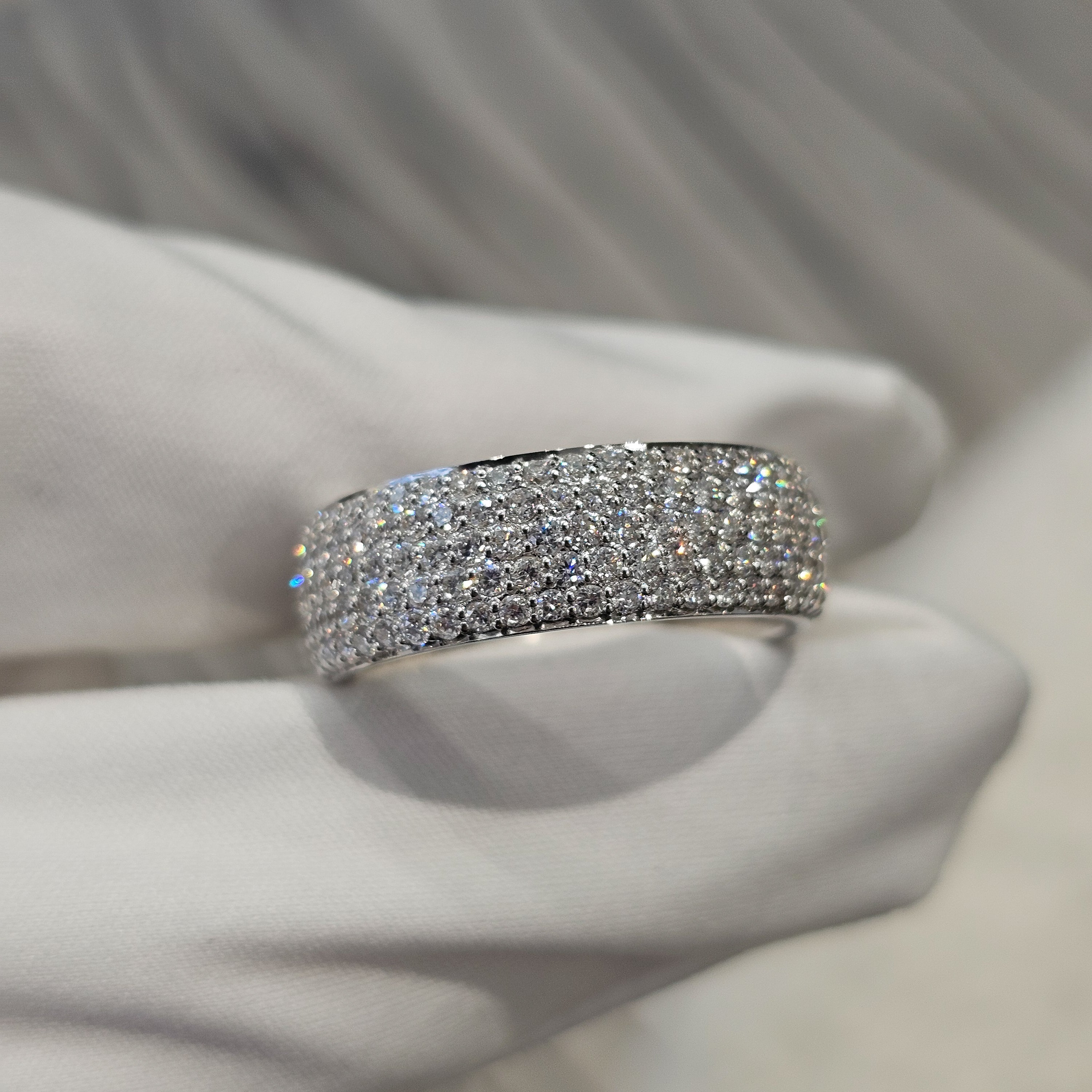 Honeycomb Pavé Diamond Eternity