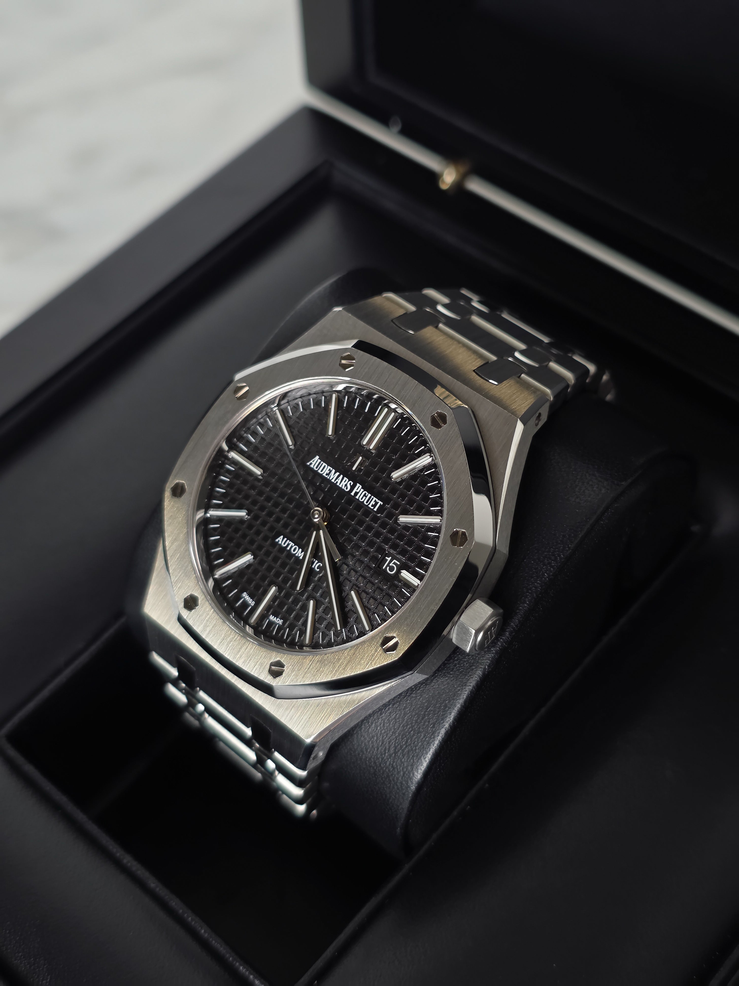 Audemars Piguet Royal Oak 15400ST