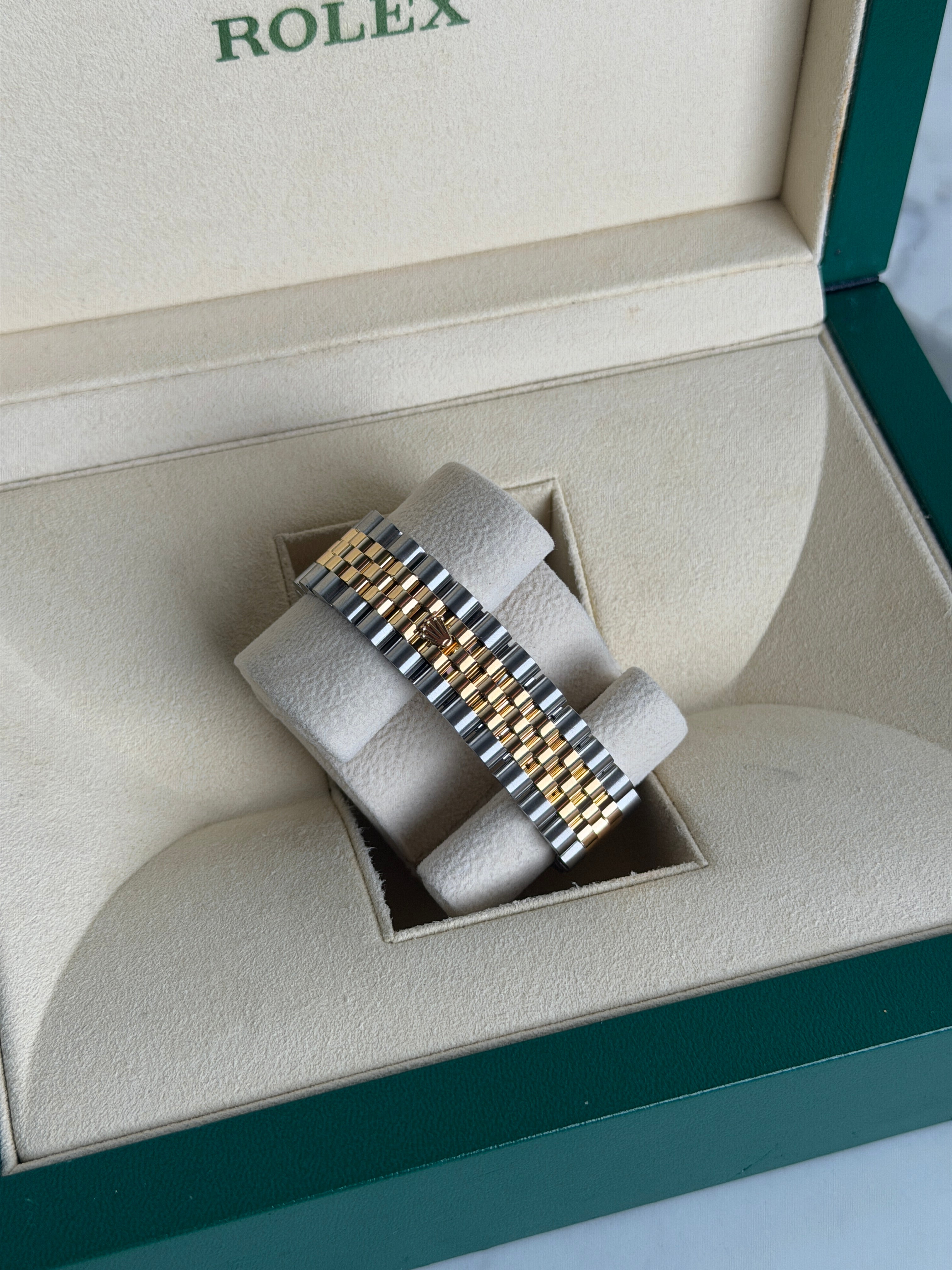 Rolex Datejust 36mm MOP 116243