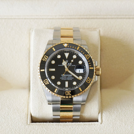 Rolex Submariner watch black dial